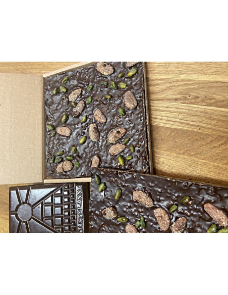 Tablette Chocolat au lait, fourée Caramel et Fleur de sel Tablette Chocolat au lait, fourée Caramel et Fleur de sel