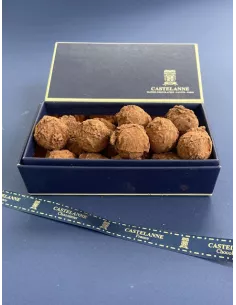 Truffes de Noël dans le coffret iconique Castelanne 18