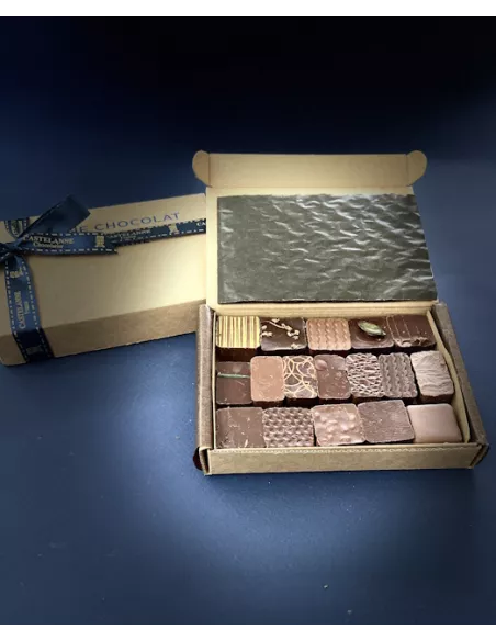 Coffret maison assorti 16 chocolats