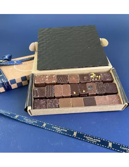 Coffret de chocolats au praliné