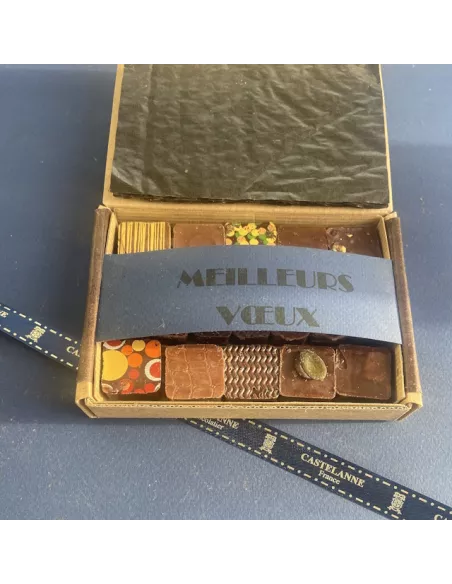 Coffret maison assorti 16 chocolats