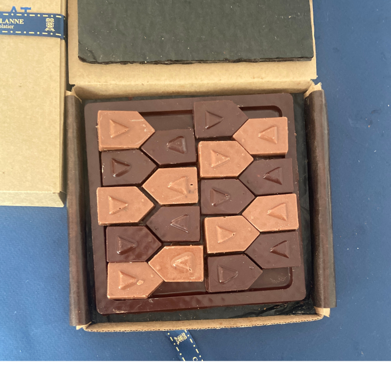 Oeuf puzzle pâques praliné maison Castelanne - livraison à domicile