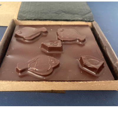 Oeuf puzzle pâques praliné maison Castelanne - livraison à domicile