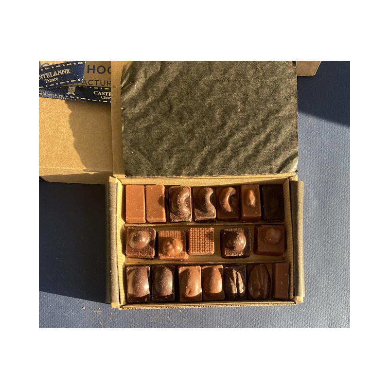 Coffret de chocolats au praliné